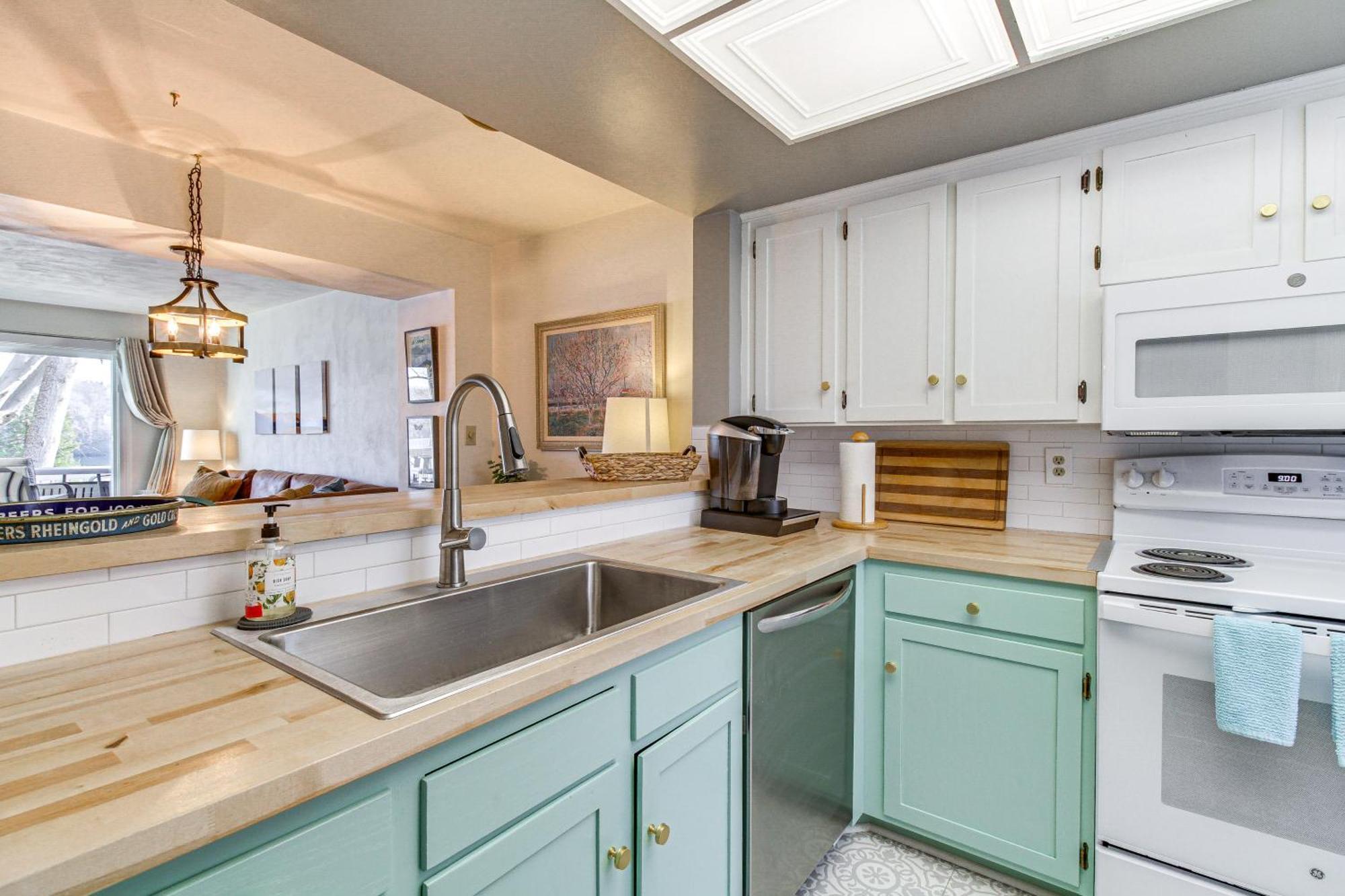 Lakefront Moneta Home With Community Boat Dock! Екстериор снимка