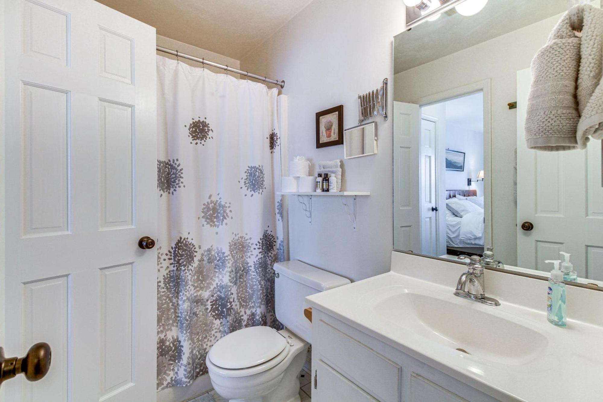 Lakefront Moneta Home With Community Boat Dock! Екстериор снимка