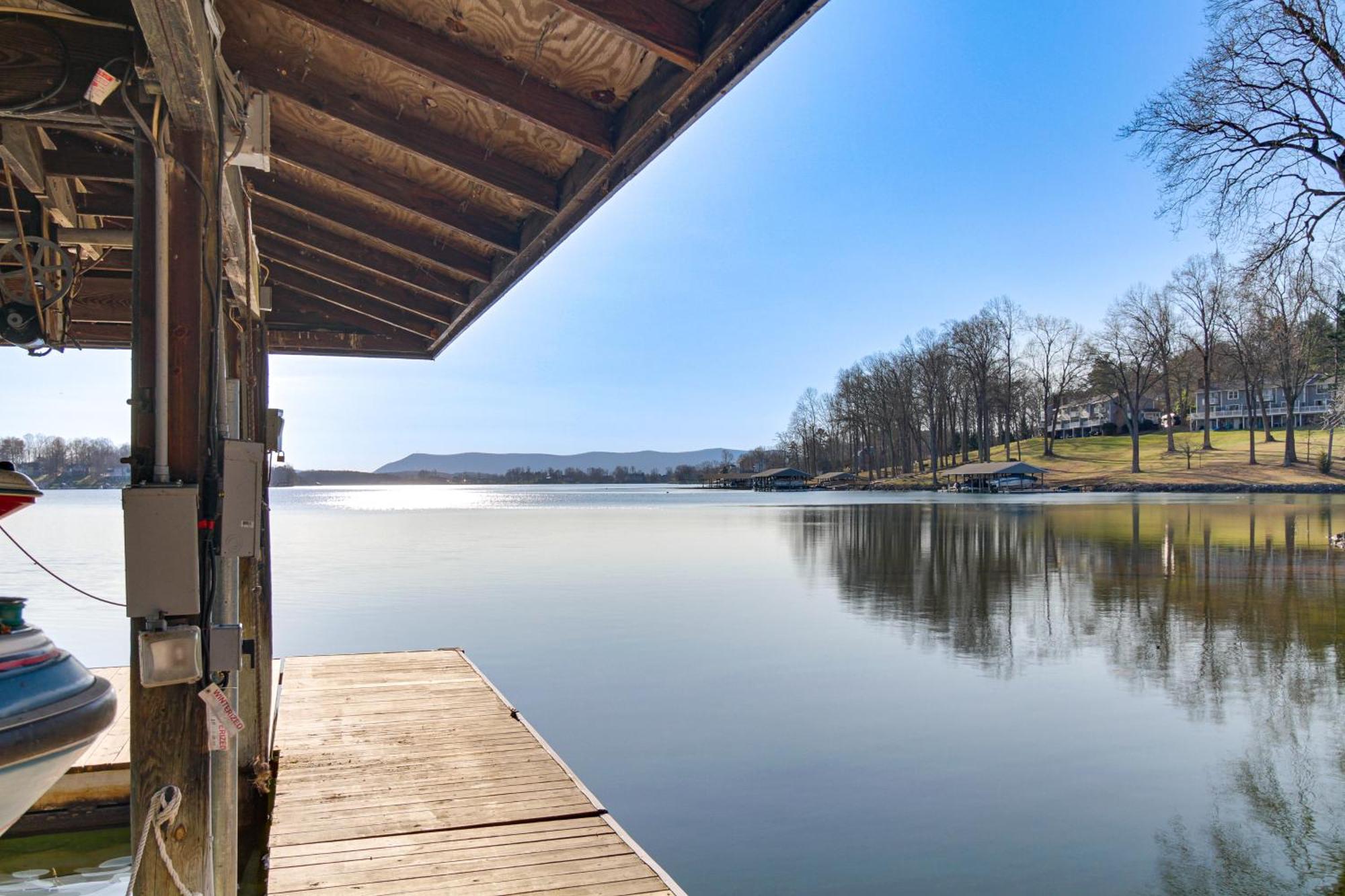 Lakefront Moneta Home With Community Boat Dock! Екстериор снимка